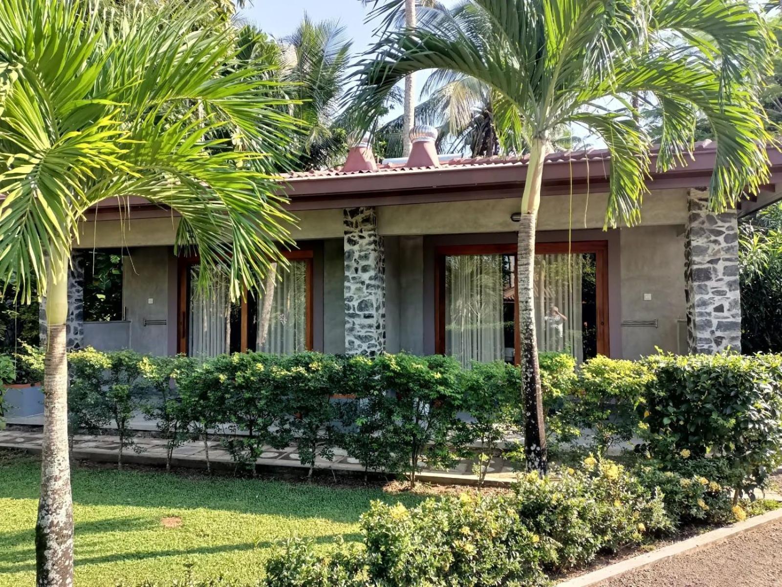 Avalon Village Resort Индурува Екстериор снимка