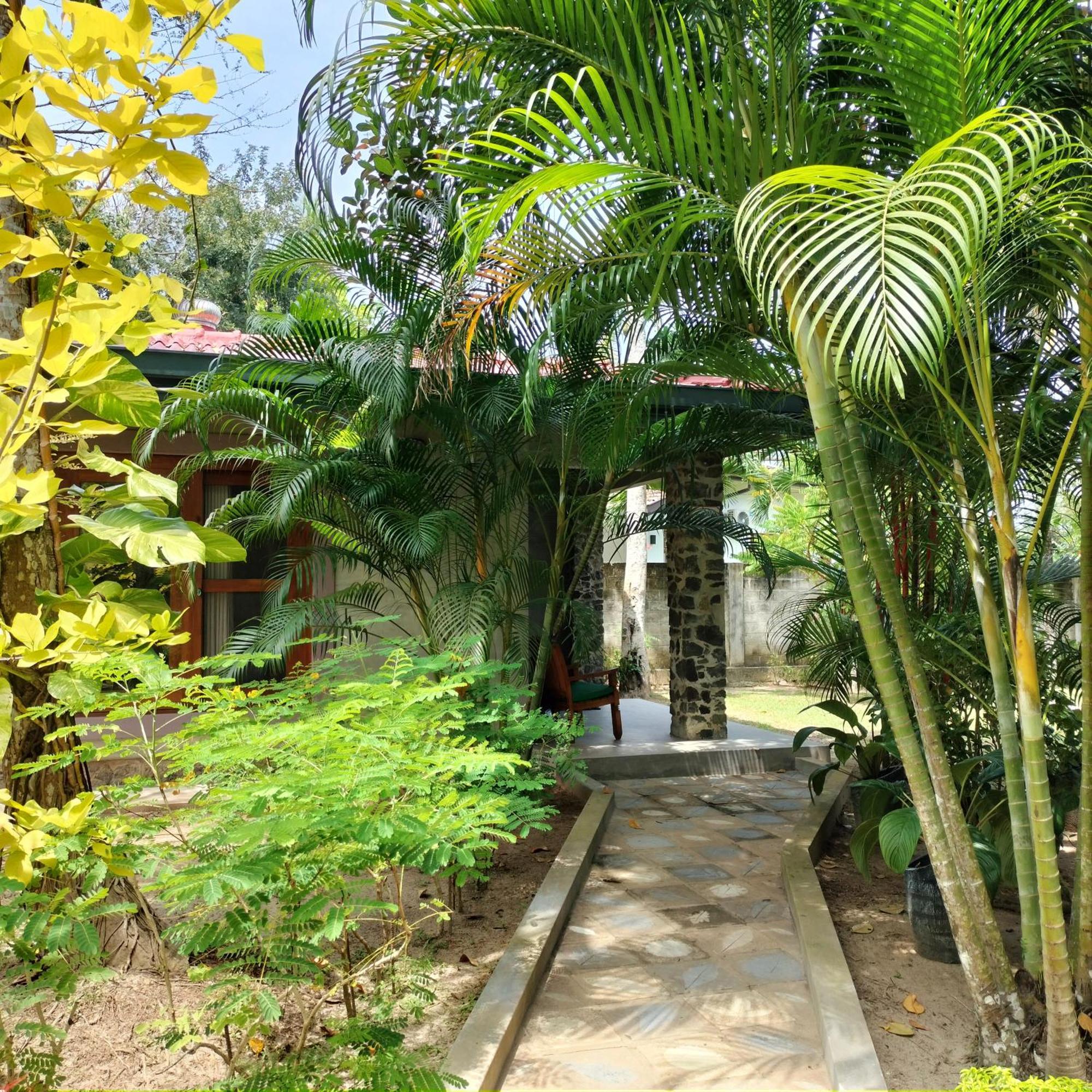 Avalon Village Resort Индурува Екстериор снимка