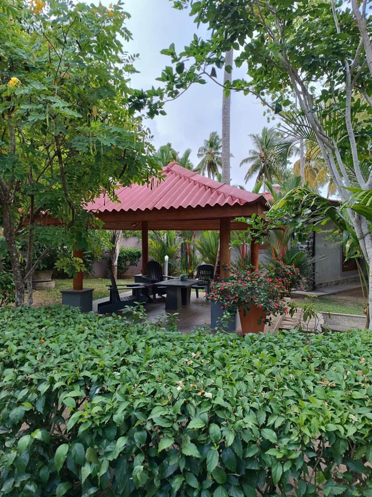 Avalon Village Resort Индурува Екстериор снимка