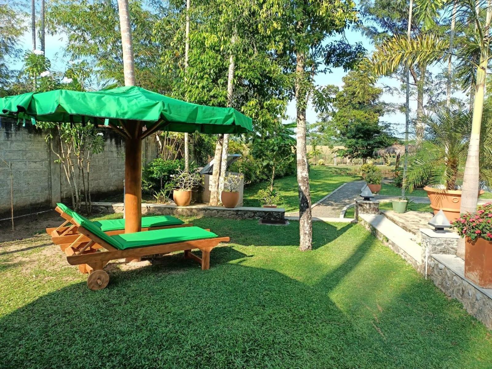 Avalon Village Resort Индурува Екстериор снимка